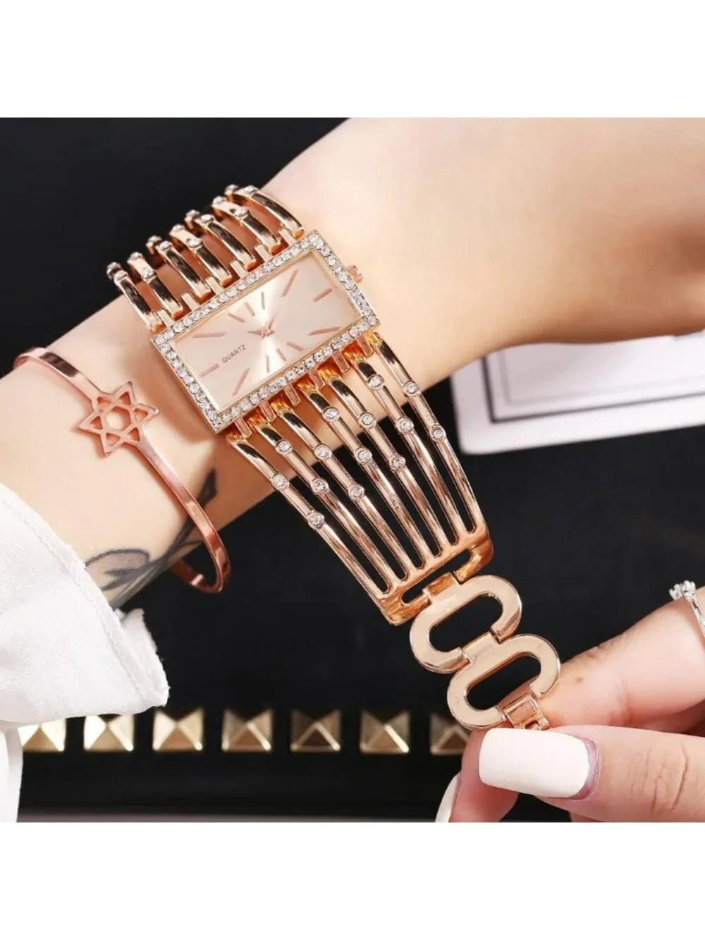 Women's Rose Gold Luxury Rectangular Case Analog Quartz Fashion Wrist Watch